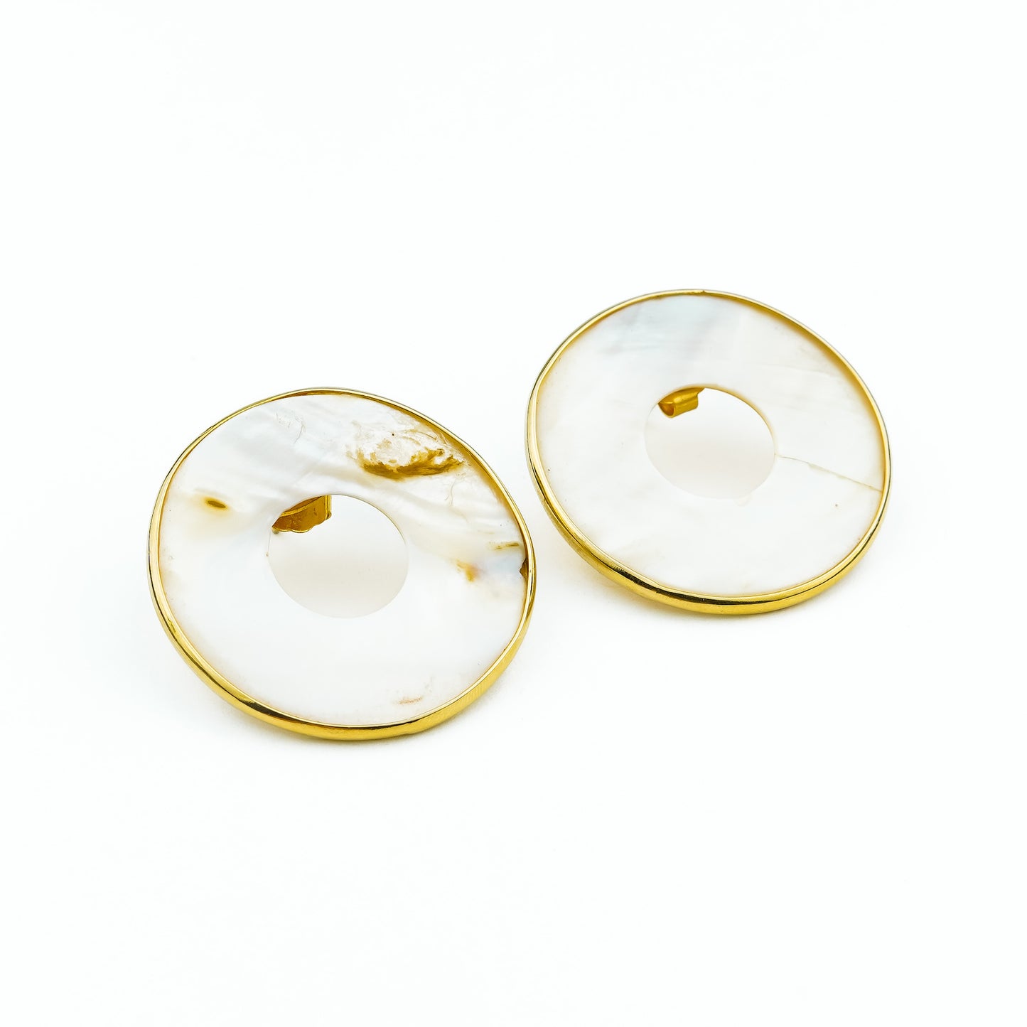 Aura white gold